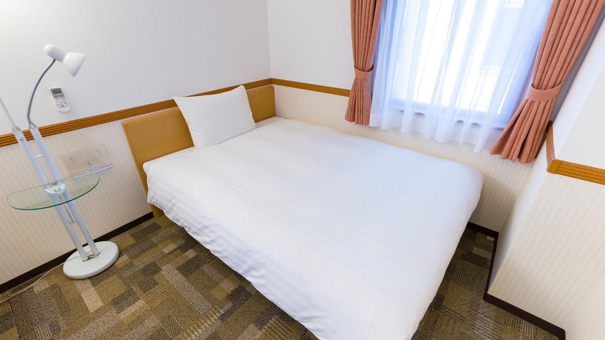 Toyoko Inn Kobe Sannomiya-Eki Higashi Chambre photo