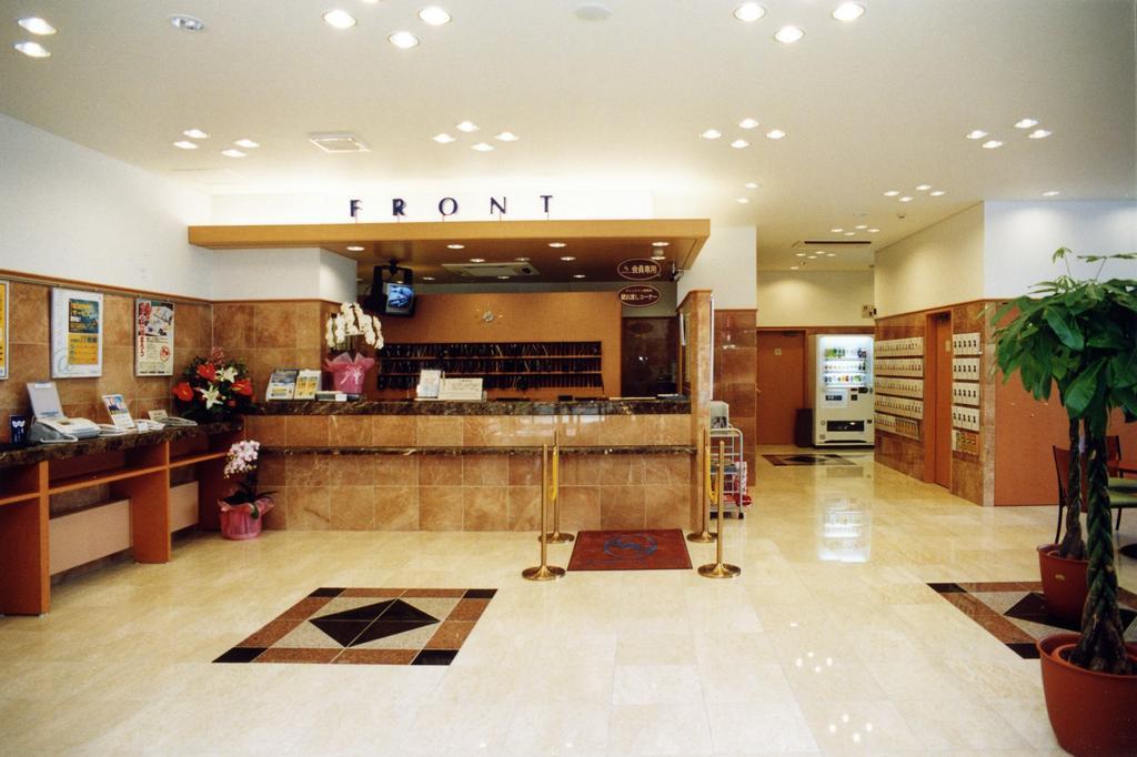 Toyoko Inn Kobe Sannomiya-Eki Higashi Extérieur photo